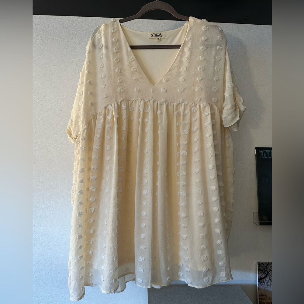 White Short Sleeve Flowy Dress